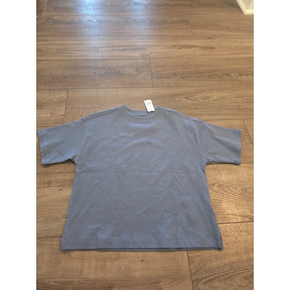 Gap kids boys thick tee size 6-7